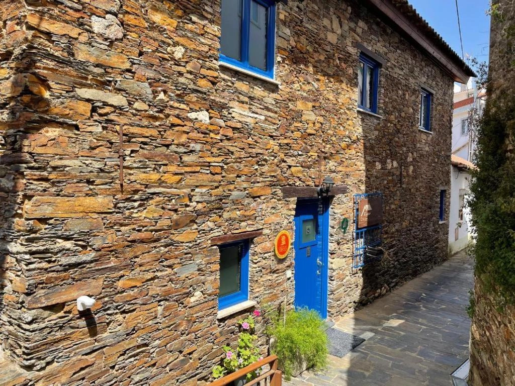 Campus Natura - traditional schist house in Alqueve, Arganil